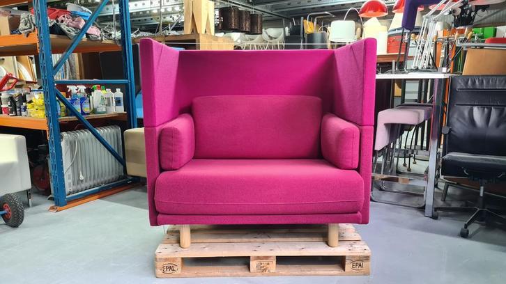 De Vorm Arnhem design Loveseat / Sofa 1,5-zits    2 stuks, Huis en Inrichting, Banken | Bankstellen, Minder dan 150 cm, 75 tot 100 cm