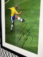 Brazil - Roberto Carlos - Ingelijste gesigneerde foto (11 x, Nieuw