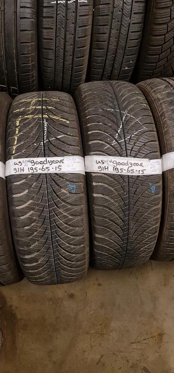 2x 195-65-15 Goodyear All Season 6.5mm €30 PerBand 195 65 15 beschikbaar voor biedingen
