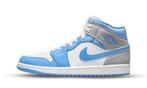 Jordan 1 Mid University Blue Grey, Nieuw