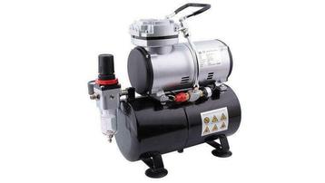 Airbrush mini compressor met luchttank beschikbaar voor biedingen