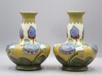 Amphora, Tegel- en Fayencefabriek - Vaas (2) -  Art Nouveau, Antiek en Kunst