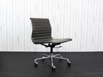 ICF - Charles & Ray Eames - Bureaustoel - EA117 - Leder,