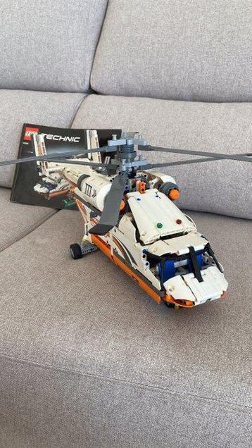 Lego Set - 42052 - Technic - Heavy Lift Helicopter beschikbaar voor biedingen