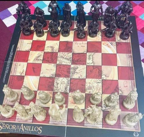 LORD OF THE RING CHEES - Schaakspel, Antiek en Kunst, Curiosa en Brocante