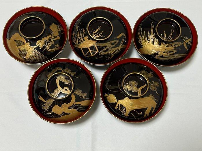 Antique wooden soup bowls with beautiful maki-e patterns -, Antiek en Kunst, Antiek | Overige Antiek