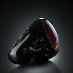 133g ongelooflijke blauwe amber groot formaat uit Indonesië, Verzamelen, Mineralen en Fossielen