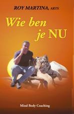 Wie ben je nu 9789055991327 R. Martina, Boeken, Verzenden, Zo goed als nieuw, R. Martina