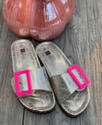 Golden Slipper met roze gesp, i love them !, Ophalen of Verzenden, Nieuw, Overige kleuren, Slippers