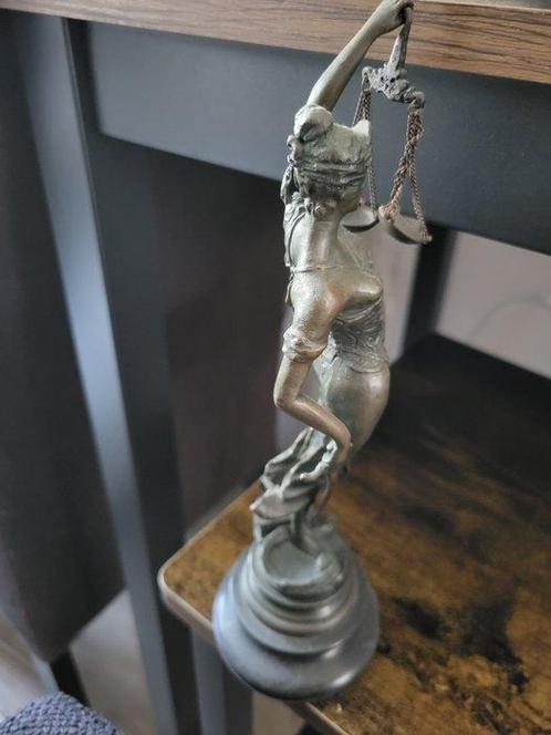 Beeldje, Vrouwe justitia - 22 cm - Brons, Antiek en Kunst, Curiosa en Brocante