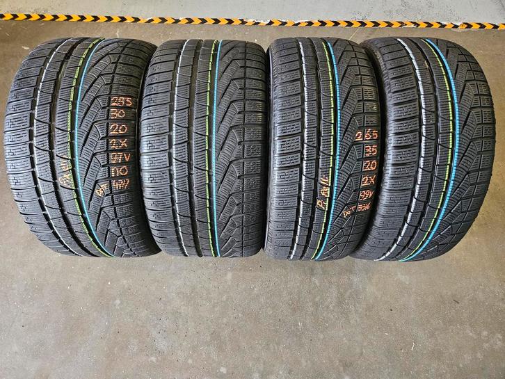 285/30/20-265/35/20 (NO) PIRELLI WINTERBANDEN 7MM PROFIEL, Auto-onderdelen, Banden en Velgen, 20 inch, Erkend duurzaam, Winterbanden