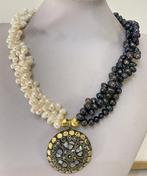 Perla Natural Negra - Blanca ,Yin - Yang,  con el amuleto, Antiek en Kunst
