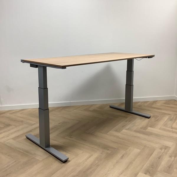 Wini Winea Pro elektrisch zit-sta bureau, (bxd) 200x90 cm,, Huis en Inrichting, Bureaus, Stabureau, Gebruikt, In hoogte verstelbaar