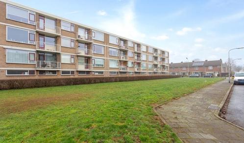 Te Huur 3 Kamer Appartement Bergkristalstraat In Nijmegen, Huizen en Kamers, Huizen te huur, Direct bij eigenaar, Gelderland, Appartement