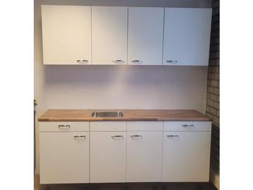 Veiling - Nieuwe ARTEGO Showroomkeuken 210 cm breed beschikbaar voor biedingen
