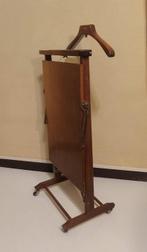 Fratelli Reguitti - Dressboy - hard hout, Walnoot