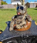Beeld, Chilling Bulldog - 19.5 cm - Hars