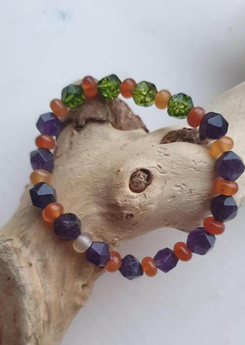Prachtige Amethist en Peridoot armband in hexagoon kralen, Sieraden, Tassen en Uiterlijk, Armbanden