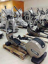 GROTE OPHEF crosstrainer TECHNOGYM excite Synchro NU 1350,-