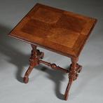 Eenvoudig eiken bijzettafeltje in mooie oude kleur ca 1885 H, Antiek en Kunst, Ophalen of Verzenden