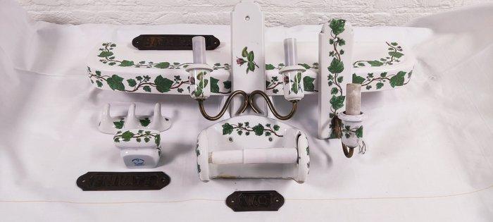 Art Nouveau Toiletset (9) - Porcelaine De Paris - Porselein, Antiek en Kunst, Curiosa en Brocante