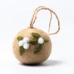 Kerstbal Vilt - Mistletoe Small - Beige/Groen/Wit - 5cm - Ro, Diversen, Kerst, Ophalen of Verzenden, Nieuw