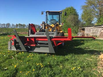 Zaag-Kloofmachine Zaagkloofmachine Houtklover Hakselaar beschikbaar voor biedingen