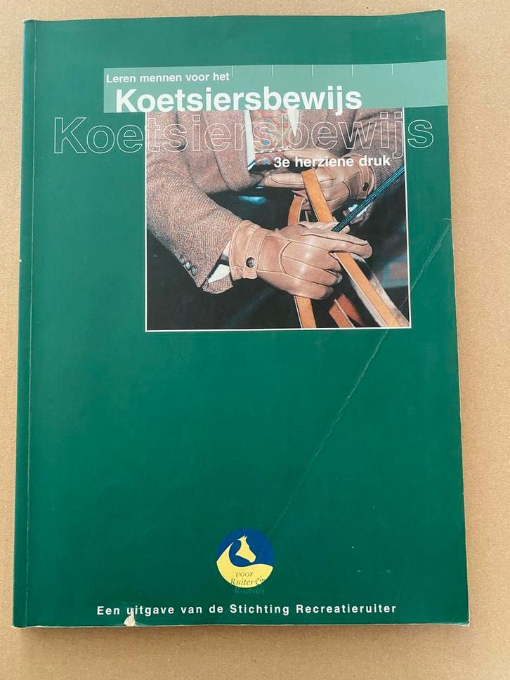 Cursus Koetsiersbewijs - Leren Mennen - Herziene Druk 2001, Boeken, Dieren en Huisdieren, Gelezen, Paarden of Pony's, Ophalen of Verzenden