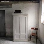 Vintage kast antieke werkbank oude tafel stoel emaille etc