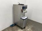 Nissei Milkshake- en Softijsmachine Giant Combimachine, Zakelijke goederen, Horeca | Keukenapparatuur, Ophalen of Verzenden, Gebruikt