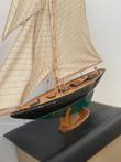Zeiljacht model (1) - Hout - ander21e eeuw