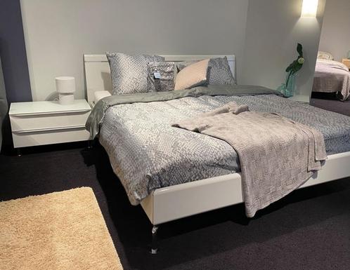 Hulsta Metis Plus, Huis en Inrichting, Slaapkamer | Bedden, 210 cm, Nieuw, 180 cm, Tweepersoons, Ophalen