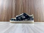 Nike SB Dunk Low | Travis Scott, Bruin, Nieuw, Ophalen of Verzenden, Sneakers of Gympen