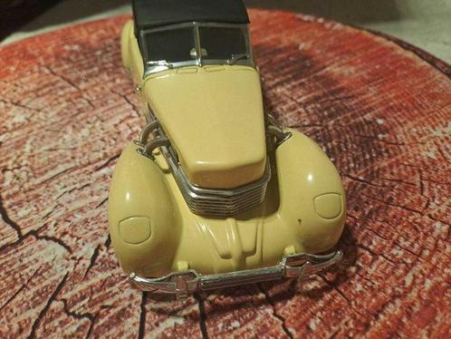 Franklin Mint 1:24 - Modelauto - Cord 812 Phaeton Coupé, Hobby en Vrije tijd, Modelauto's | 1:5 tot 1:12