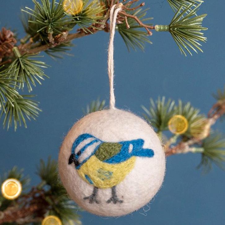 Vilten Hanger Bal - Pimpelmees Paarsblauw - Creme/Ivoor met, Kinderen en Baby's, Kinderkamer | Inrichting en Decoratie, Nieuw