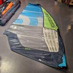 Neilpryde EVO XIV 7.4 - 7.4, Watersport en Boten, Windsurfen, Ophalen of Verzenden, Gebruikt, Zeil, 7 m² of meer