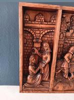Gebeeldhouwd houten drieluik bas-reliëf -, Antiek en Kunst