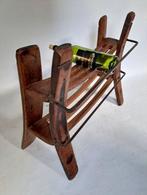 Wijnrek - Smeedijzer, Hout - brutalista, Antiek en Kunst