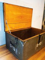 Kist - Grote militaire koffer - Staal, Vurenhout