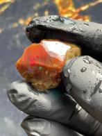 23cts Kristal Opaal Ruw- 4.6 g, Verzamelen, Mineralen en Fossielen