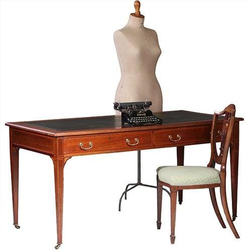 Engelse strakke schrijftafel Maple  & Co ca 1910 met groen l, Antiek en Kunst, Antiek | Meubels | Tafels, Ophalen of Verzenden
