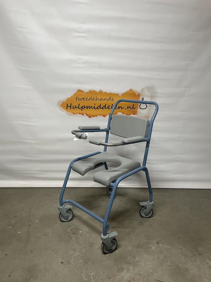 Medibol Douche-/Toiletstoel Blauw, Diversen, Verpleegmiddelen, Gebruikt, Ophalen of Verzenden