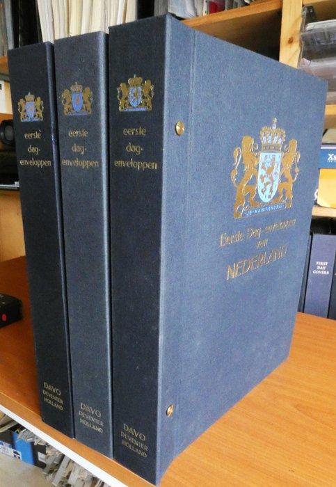 Nederland 1973/2007 - Collectie FDCs in 3 DAVO albums, Postzegels en Munten, Postzegels | Nederland