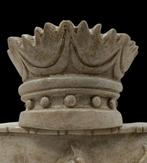sculptuur, Stemma araldico grifone - 33 cm - marmerstof -, Antiek en Kunst, Curiosa en Brocante