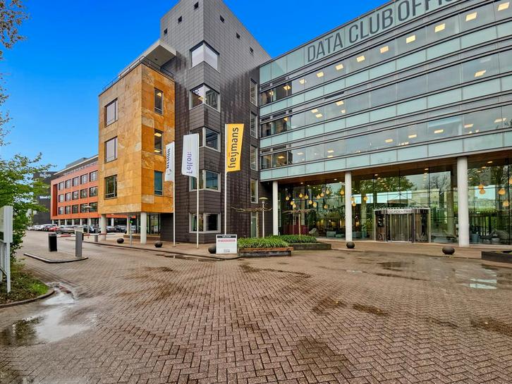 Kantoorruimte in Regus A1, Zakelijke goederen, Bedrijfs Onroerend goed