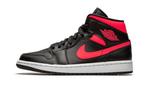 Air Jordan 1 Mid Black Siren Red - maat 43 (Sneakers), Kleding | Dames, Verzenden, Nieuw, Sneakers of Gympen, ["Nike Air Jordan","Jordan","Nike","Air Jordan","Nike Air"]