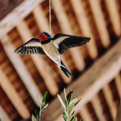 DecoBird - Vliegende Boerenzwaluw, Tuin en Terras, Tuinbeelden, Ophalen of Verzenden