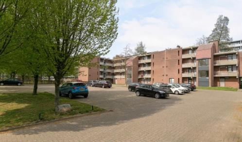 Te Huur 2 Kamer Appartement Vulcanushof A In Maastricht, Huizen en Kamers, Huizen te huur, Direct bij eigenaar, Limburg, Appartement