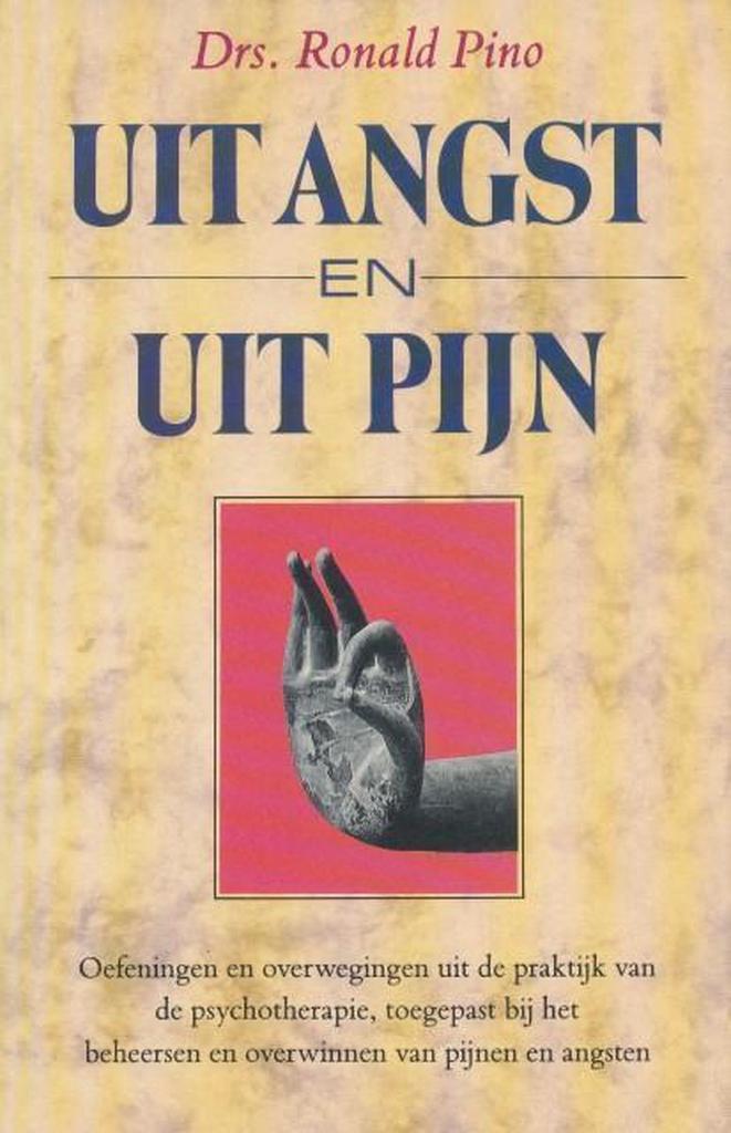 UIT ANGST EN PYN 9789061343196 Pino, Boeken, Psychologie, Zo goed als nieuw, Verzenden