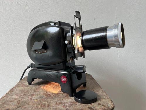 Leitz Prado Diaprojector, Antiek en Kunst, Antiek | Wandborden en Tegels